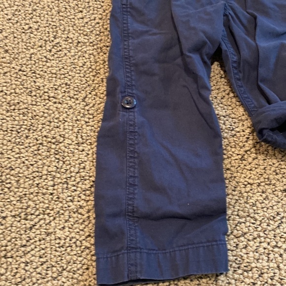 Children’s Place Short Sleeved Shirt & Roll Up Pants Size 3T- Like New - Picture 2 of 8